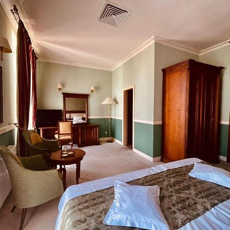 Hotel Angelo D'Oro بلوييست المظهر الخارجي الصورة