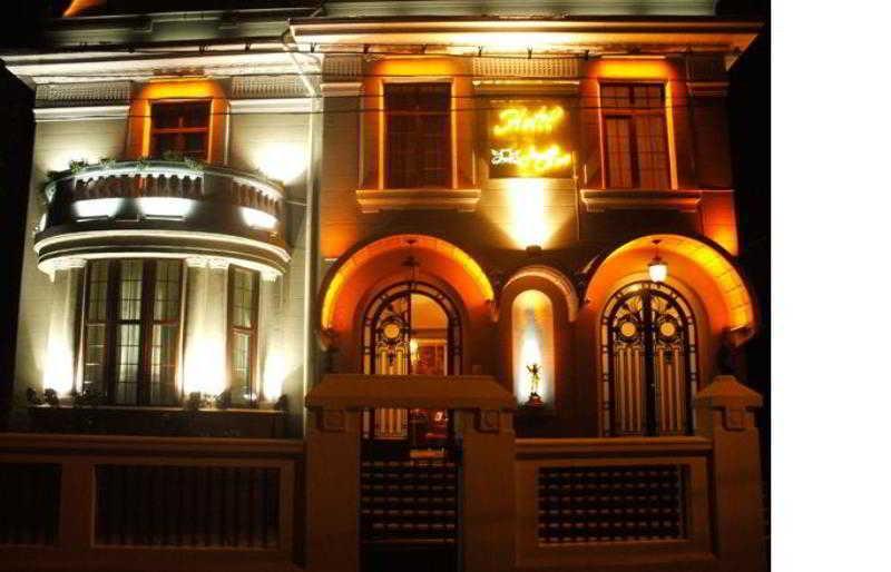 Hotel Angelo D'Oro بلوييست المظهر الخارجي الصورة