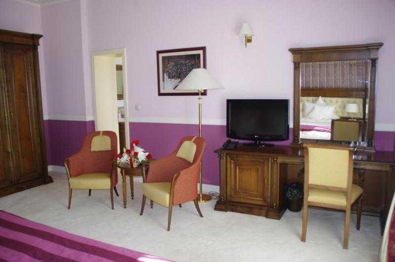 Hotel Angelo D'Oro بلوييست المظهر الخارجي الصورة