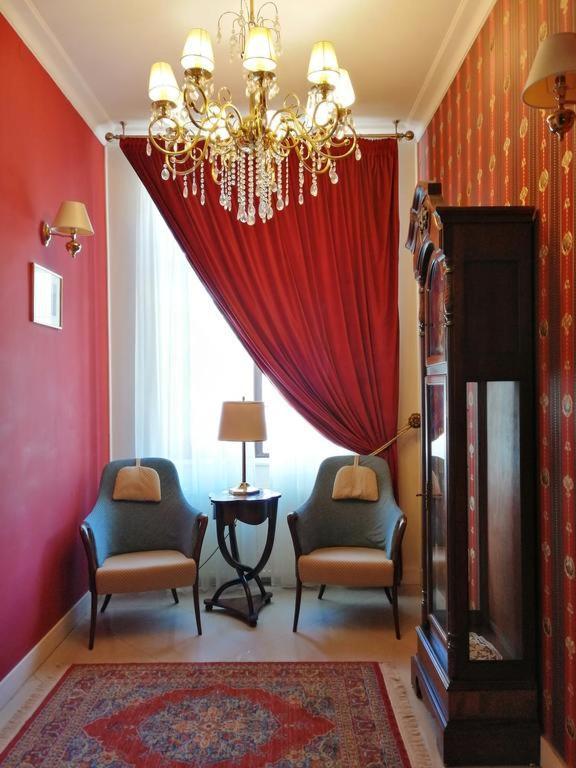 Hotel Angelo D'Oro بلوييست المظهر الخارجي الصورة