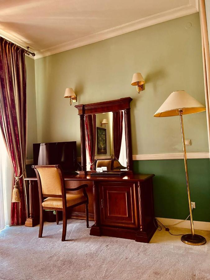 Hotel Angelo D'Oro بلوييست المظهر الخارجي الصورة