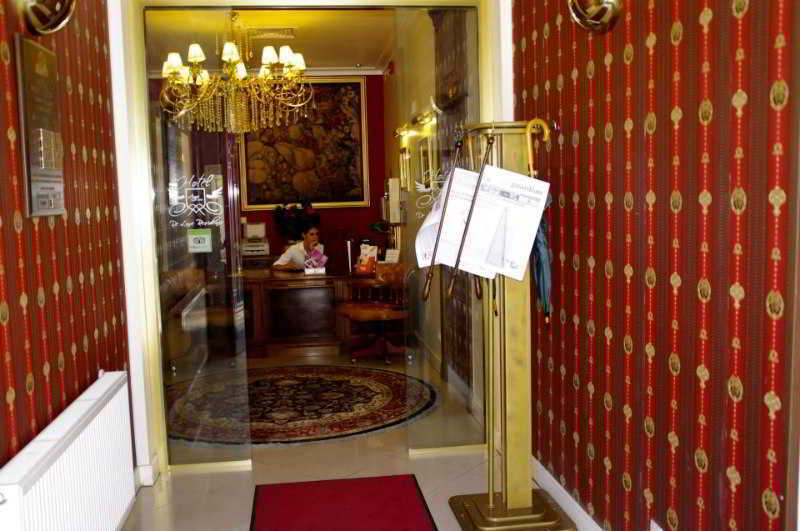 Hotel Angelo D'Oro بلوييست المظهر الخارجي الصورة