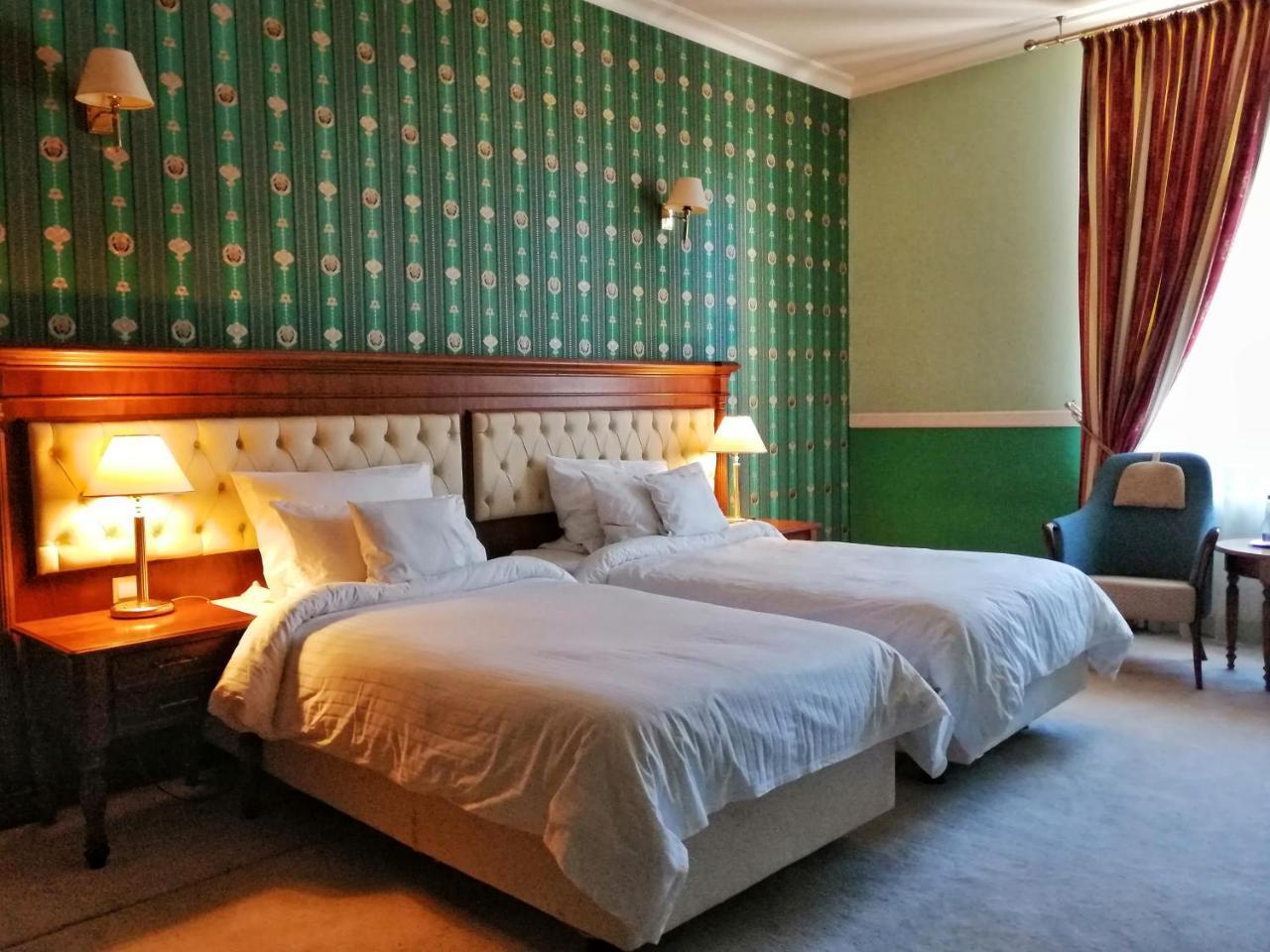 Hotel Angelo D'Oro بلوييست المظهر الخارجي الصورة